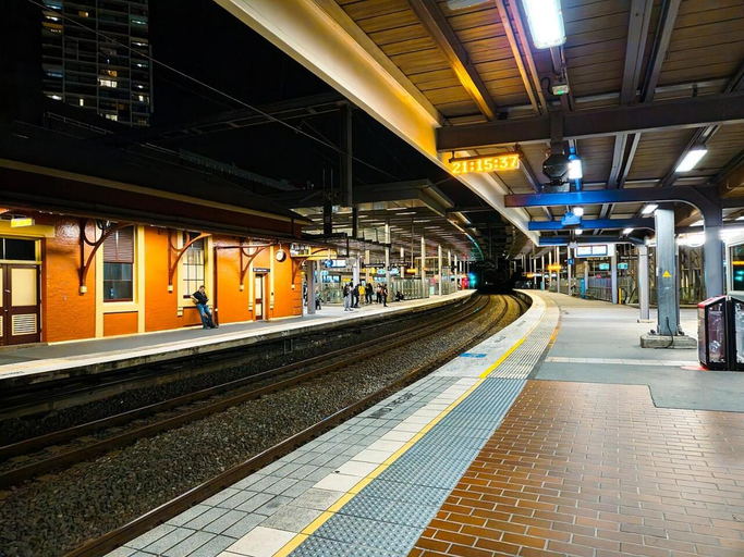 Others 2, Parramatta Homy 3Br near Train, Sydney