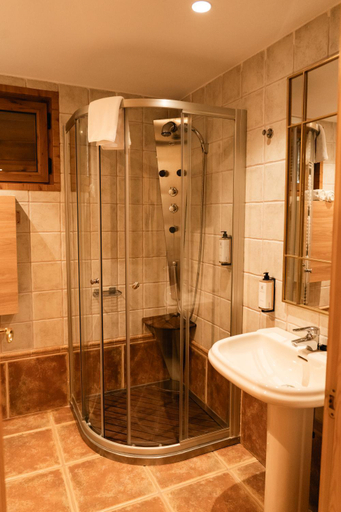Bathroom 3, Apartamentos Snö Escarrilla, Huesca