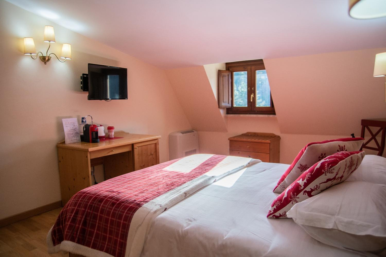 Bedroom 3, Abete Bianco - L'albergo del Natale, Cosenza