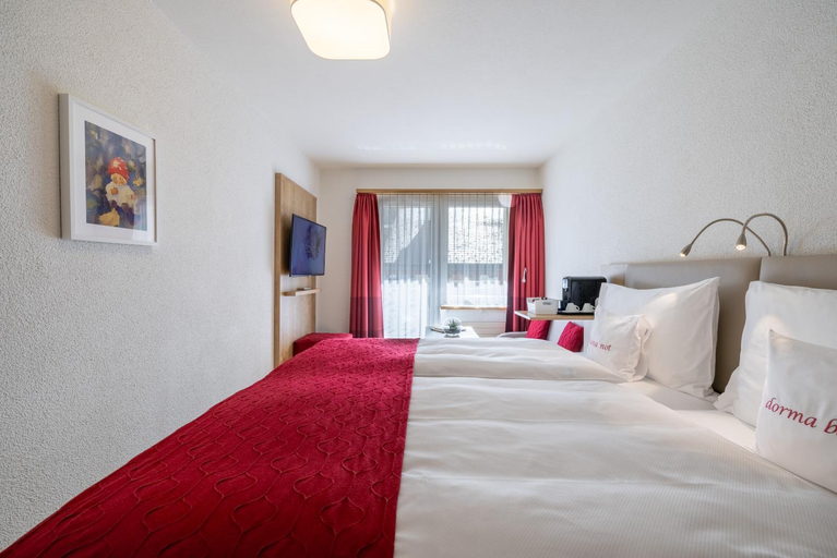 Bedroom 3, Hotel Sonne St. Moritz 3* Superior, Maloja