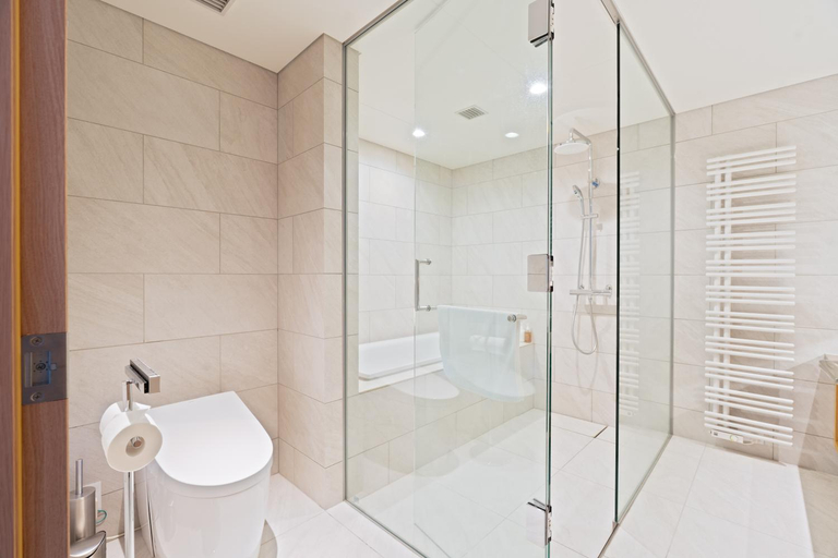 Bathroom 3, The Maples, Kutchan