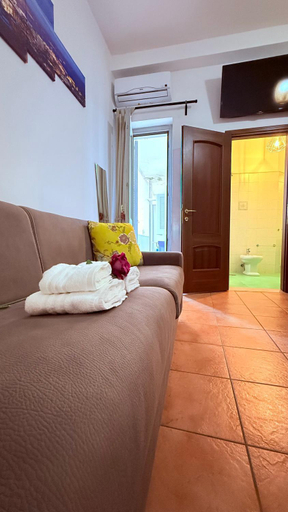 Bedroom 2, B&B Vanvitelli Home, Caserta