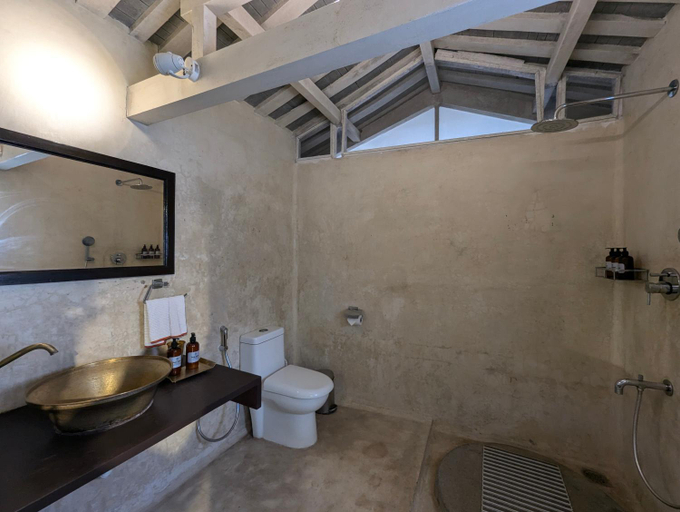 Bathroom 2, Mangala Heritage by LuxUnlock Private Villas, Nagappattinam