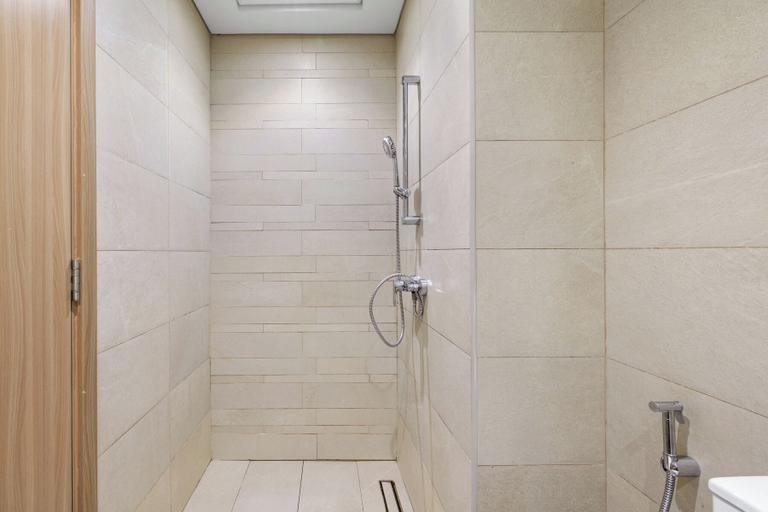 Bathroom 3, Chic Modern Studio in Meydan, Dubai