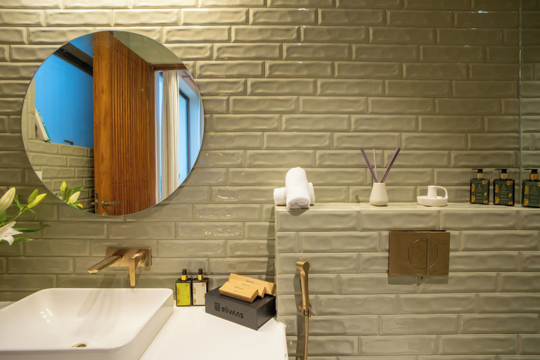Room 5, ELIVAAS Mirai Tauras 3BHK, North Goa