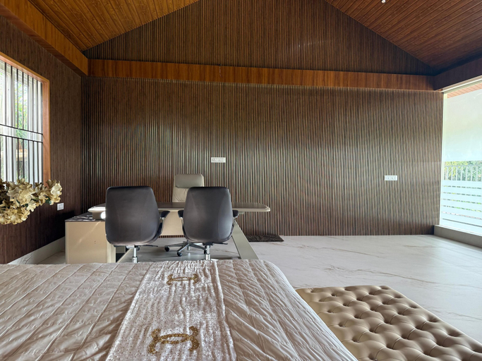Living area, Whispering Acres Whitefield Farm Estate, Bangalore Rural