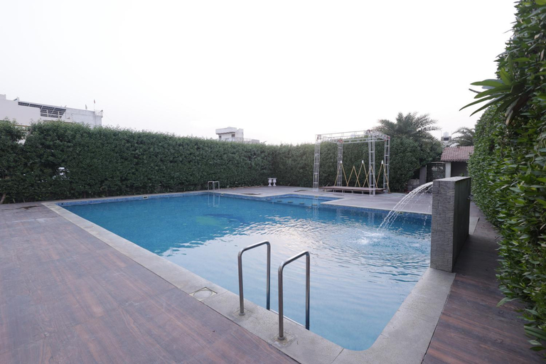 Sport & Beauty, Rajwada Farm Vrindavan, Mathura