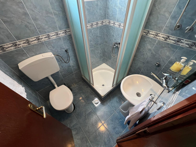 Bathroom 3, Apartmani Jovanovic