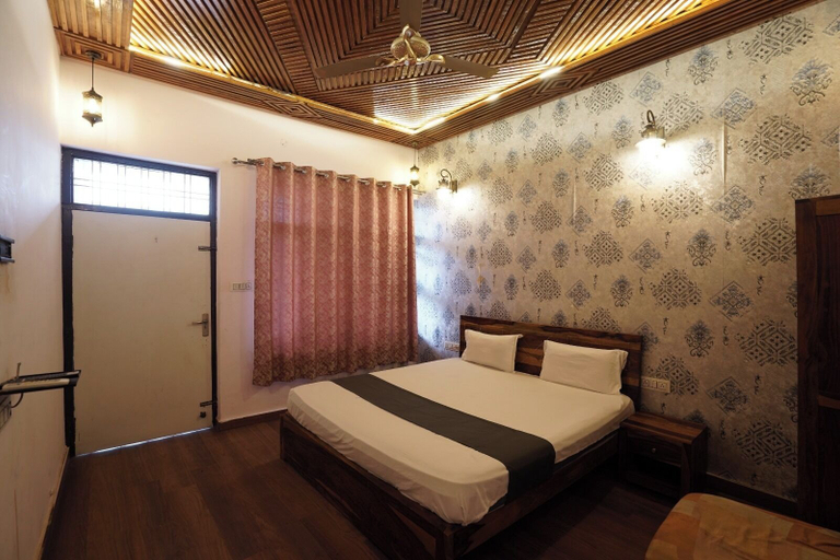 Room 4, Nimbal Elegant Home, Jaipur