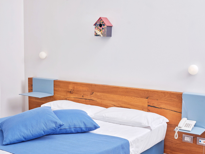 Room 4, Hotel with panoramic swimming pool in porto San Paolo, Olbia-Tempio