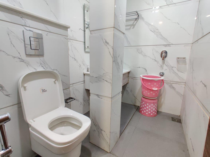 Others 5, Hotel Yonit Inn, Amritsar