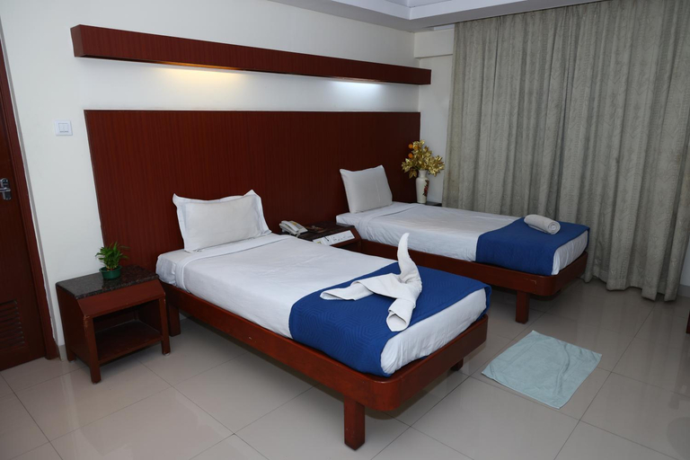 Bedroom 3, Dhanunjayas Luxury Hotel, Krishnagiri