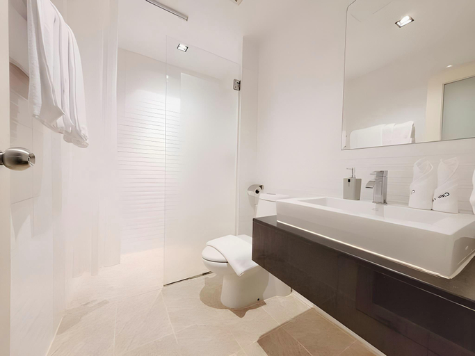 Bathroom 4, Citin Sukhumvit 11 by Compass Hospitality, Wattana