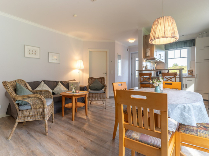 Living room 5, Apartment in Garding Near North Sea & Cycling Paths, Nordfriesland