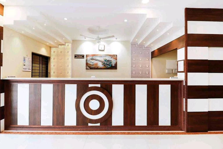 Reception 2, HOTEL PLAZA AVENUE, Dakshina Kannada