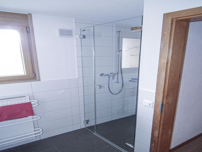 Bathroom 3, Chalet in Lenk near Simmen Falls, Obersimmental