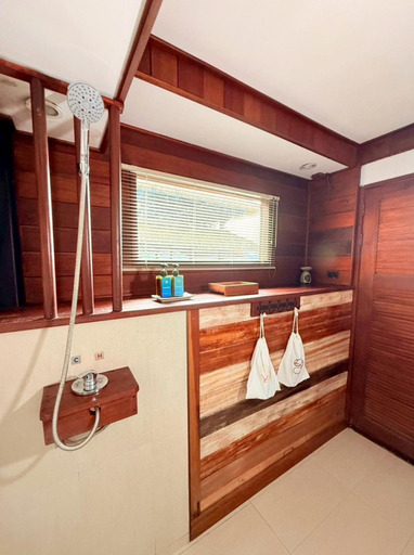 Bathroom 3, Panvaree The Greenery, Ban Ta Khun