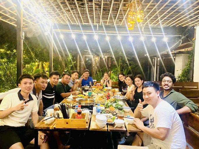 Restaurant 4, Rocky Mountain Ecolodge, Hoa Lư