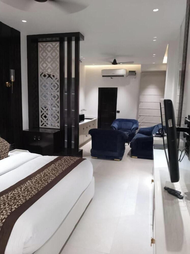 Room 3, Green Castle, Panipat