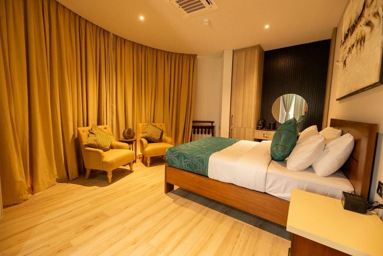 Room 2, BON Hotel Five Seasons Palm Resort, Dangbe East