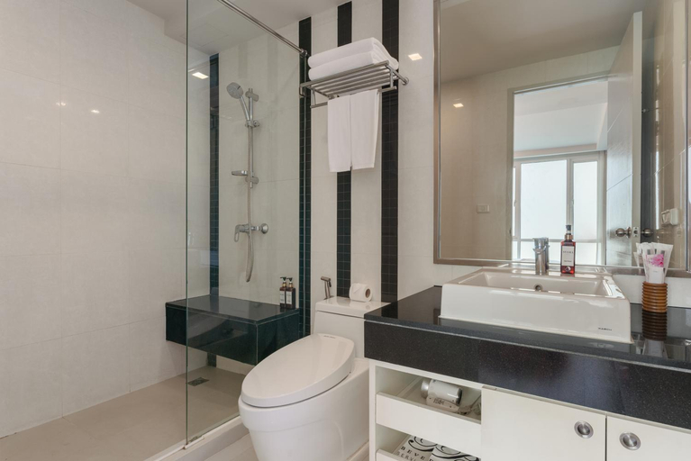 Bathroom 4, Beverly 33 by Aspira, Wattana