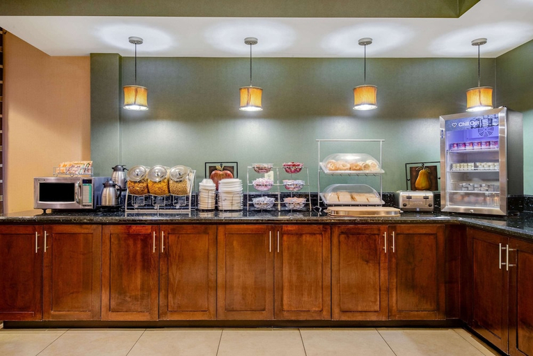 Food & Drinks 5, La Quinta Inn & Suites Bel Air/I-95 Exit 77A, Harford