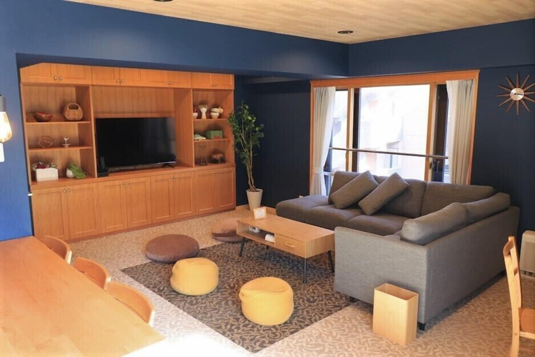 Room 5, Maison Odori Park, Sapporo