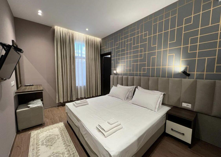 Bedroom 2, Hotel Mimani, Beratit