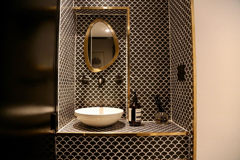 Bathroom 4, Stella Etoile, Paris