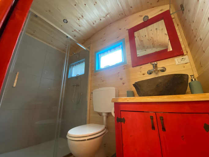 Bathroom 3, Agriturismo La Rovere - I Carrozzoni Gitani, Cuneo