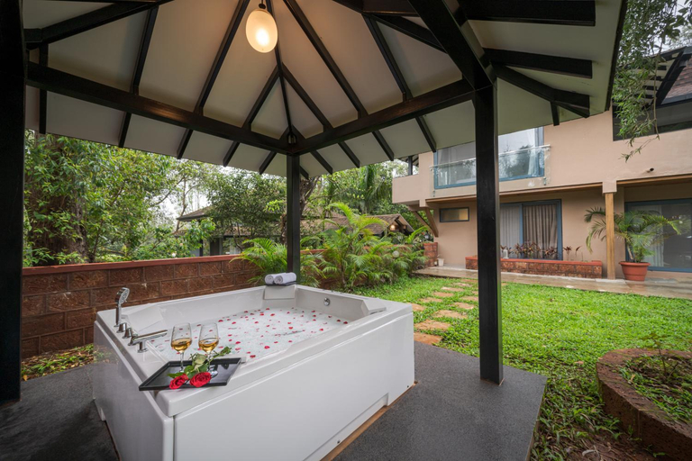 Others 5, SaffronStays Red Brick House, Satara