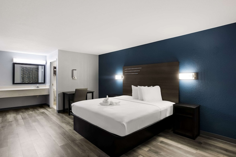 Bedroom 3, Suburban Studios Hinesville - Fort Stewart Area, Liberty