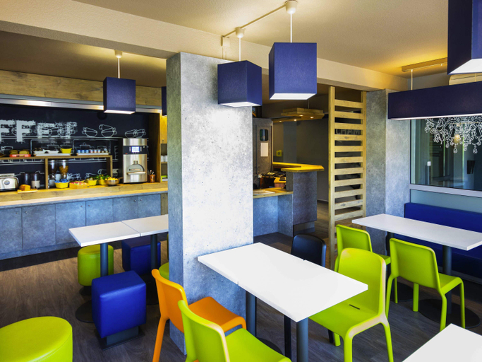 Others 3, ibis budget Carcassonne La Cite, Aude