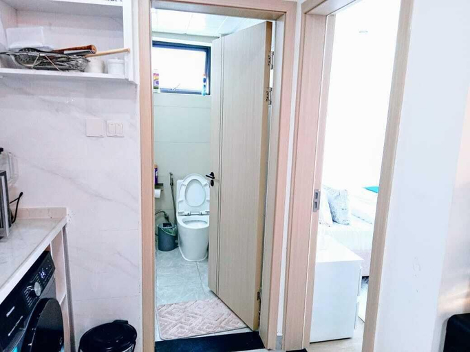 Bathroom 2, Orchid Residency View Palace Apartment, Westlands