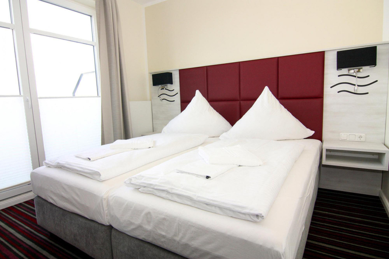 Bedroom 2, Appartements im Avalon Hotel Bellevue, Fehmarn, Ostholstein