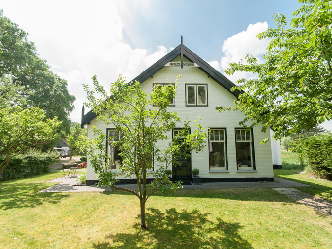 Exterior & Views 1, Peaceful Dune Retreat with Garden, Bergen