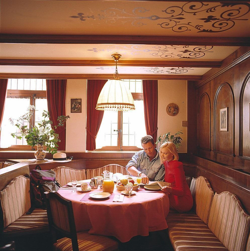 Food & Drinks 5, Le Petit Hotel, Visp
