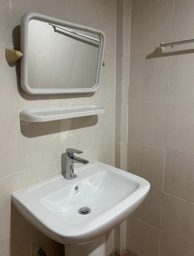 Bathroom 4, Hongheng Beach Residence, Pattaya