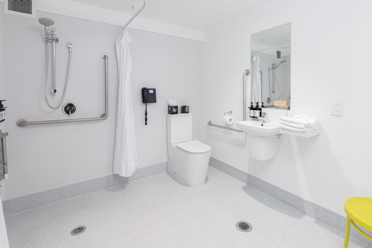 Bathroom 4, Hotel Give, Christchurch