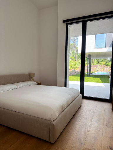 Bedroom 3, Holiday Rentals at Camiral, a Quinta do Lago Resort, Girona