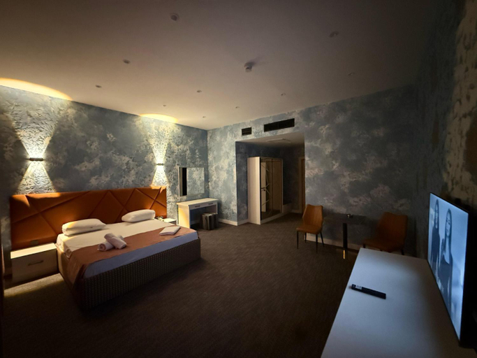 Bedroom 2, Mont Inn Hotel, Baku
