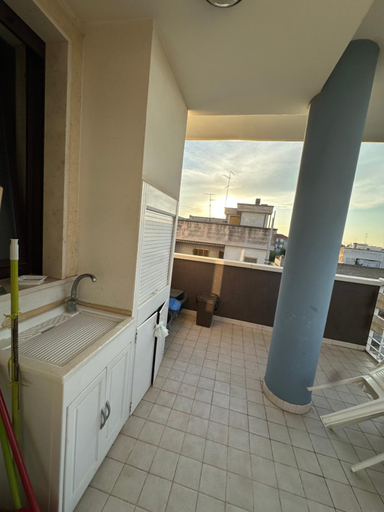 Others 3, "La casa di Mariagrazia" rooms con cucina condivisa e terrazza, Bari