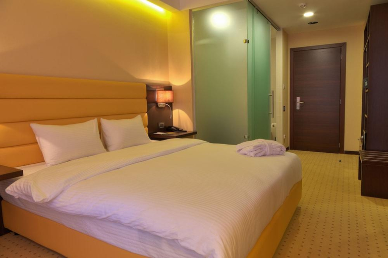 Bedroom 2, Comfort Hotel Astana, Astana City