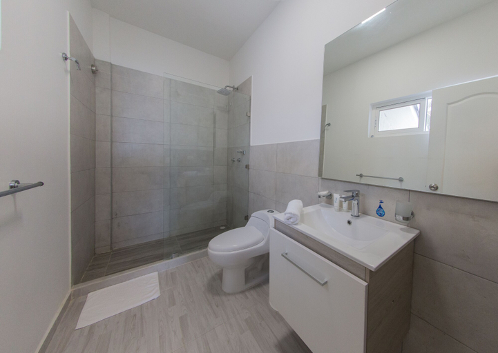Bathroom 4, Koray Hotel, San Andrés