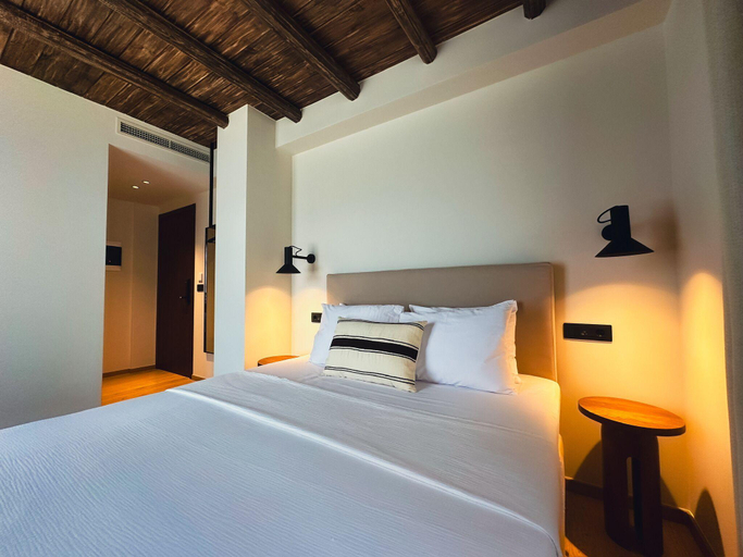 Bedroom 3, Mones, Thessaly