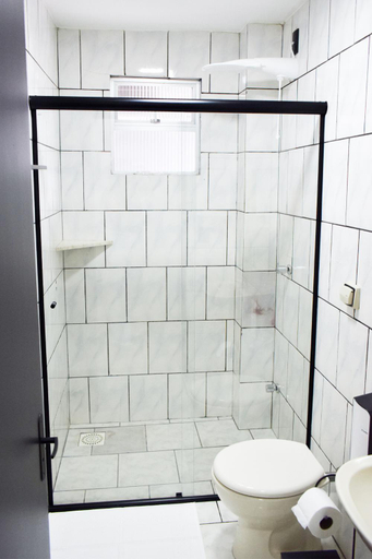 Bathroom 3, Hotel Giacomin, Dois Lajeados