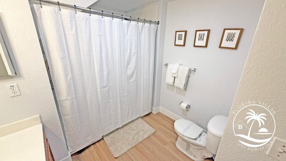 Bathroom, Villas at Seven Dwarfs - Close to Disney, Osceola
