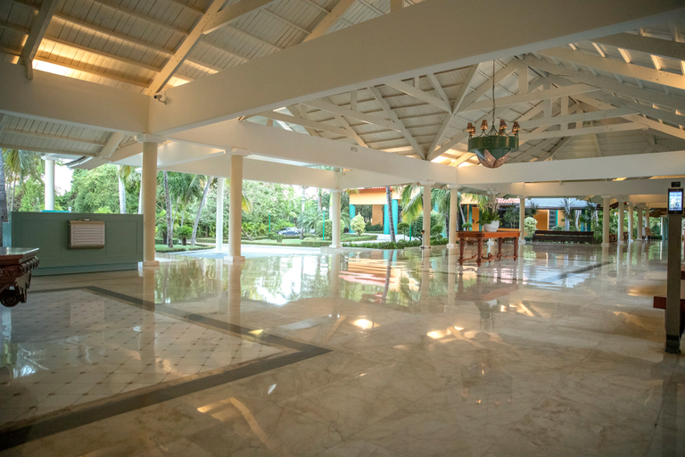 Public Area, Iberostar Waves Punta Cana All Inclusive, Salvaleon de Higuey