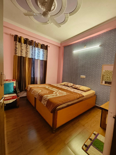 Bedroom 2, JANKIHOMESTAY IN LAXMAN JHULA, Garhwal
