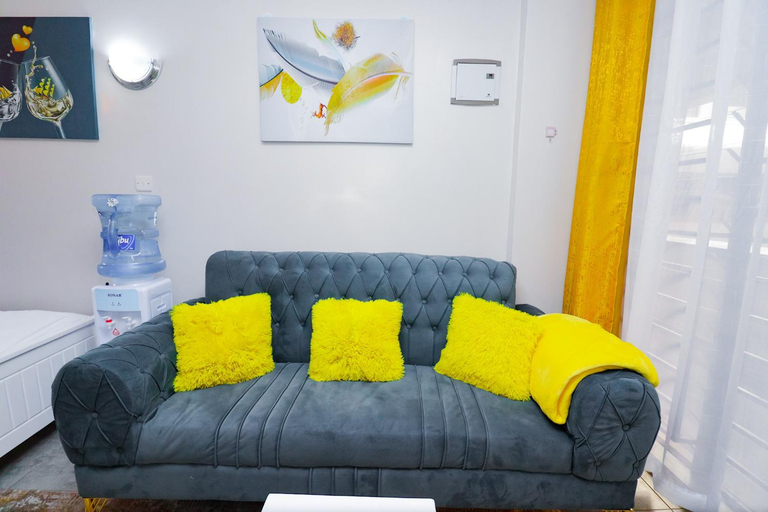 Others 3, Studio Apartment, Roysambu